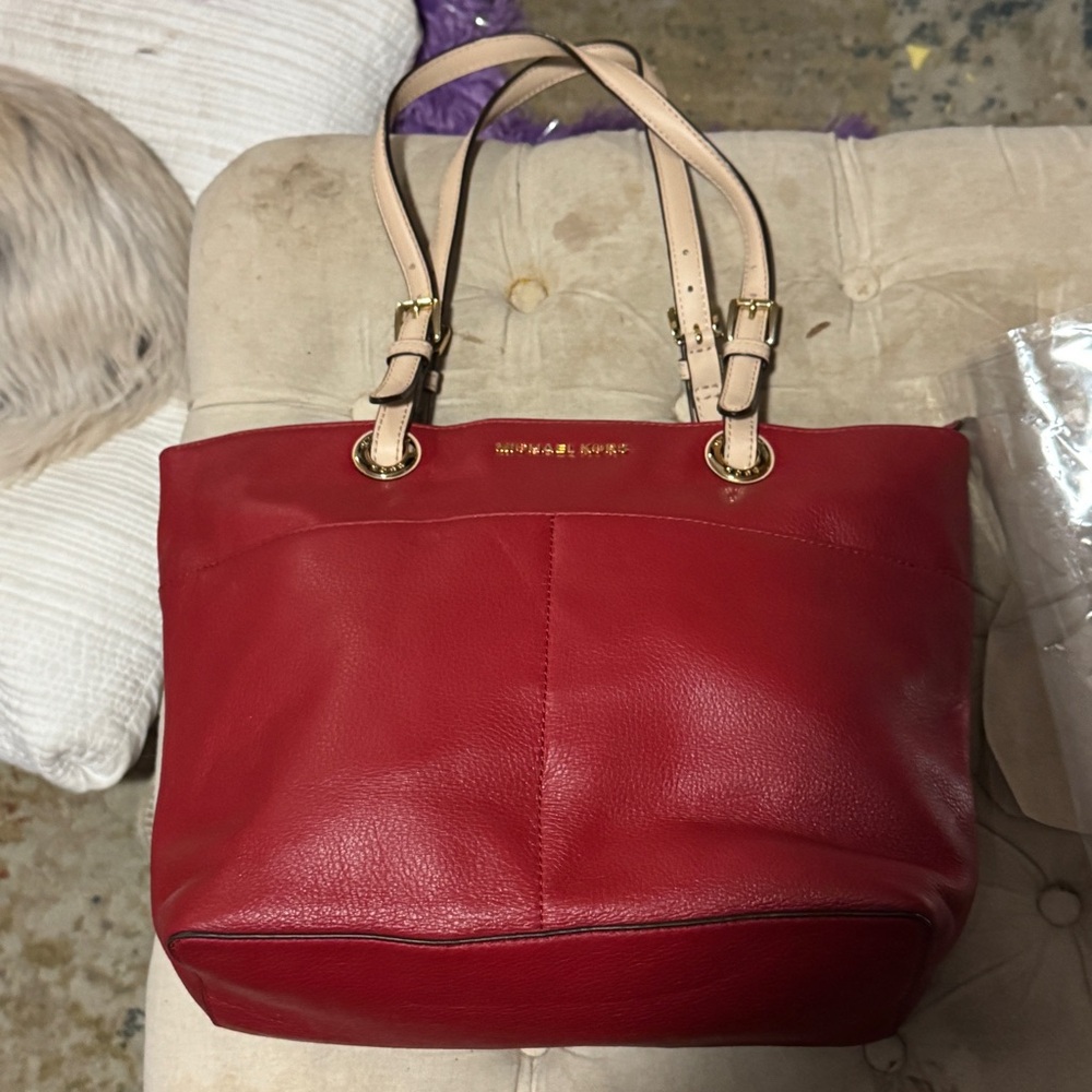 Michael Kors Bedford Red Leather Tote Bag NWOT - Picture 3 of 3